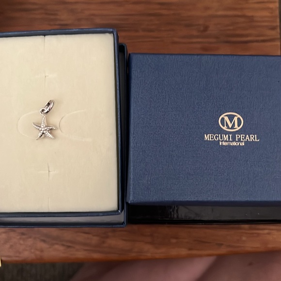 Amazing find! 13 Sterling Silver Charms 585 Complete with 13 Boxes in bags. - Picture 5 of 6